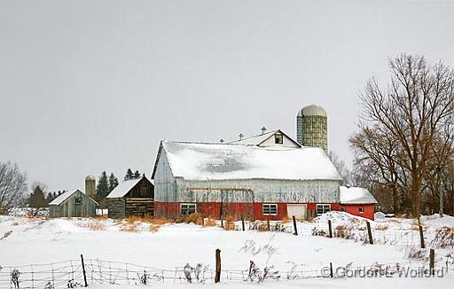 Snowy Farm_12563.jpg - Photographed near Ottawa, Ontario - the capital of Canada.